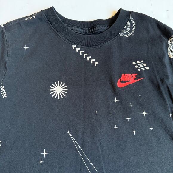 Nike Sportswear Black Outer Space Tee Youth Large - Picture 4 of 7